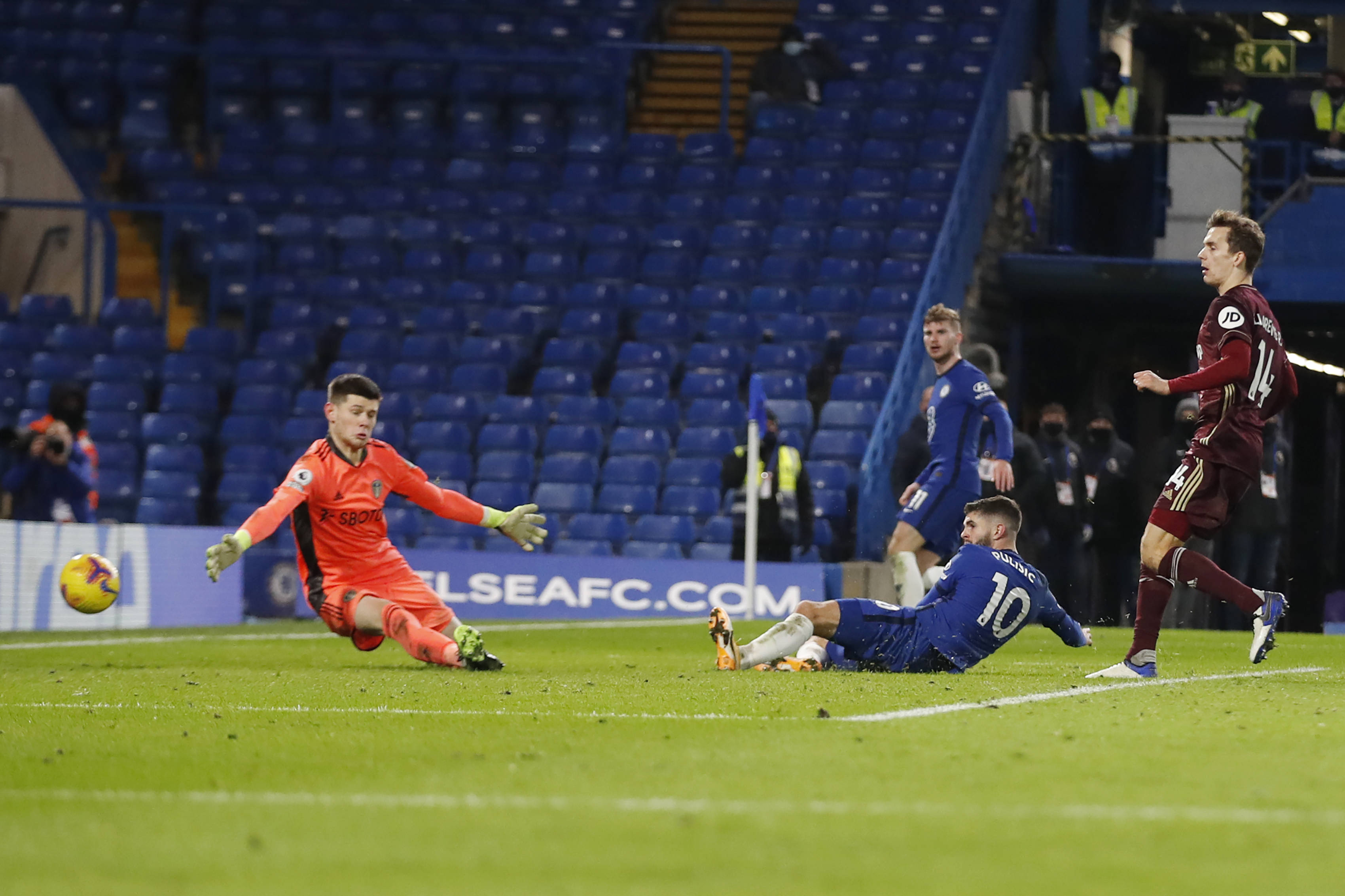 并掌握比赛 并掌握比赛